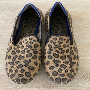 Kids Rothys Leopard Print Loafer Size 10